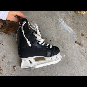 Unisex ice skates